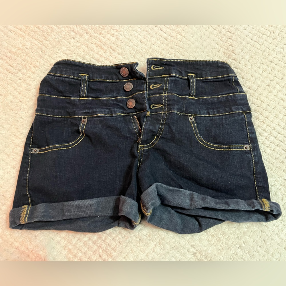 Mossimo high waisted dark wash jeans. Sz 4